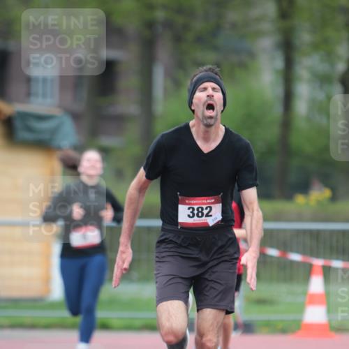 13.04.2025 - Hammer Lauf A. Gomolzig http://msf.ph/oto/7666292 13.04.2025 12:38:57 Ziel 5, 382, 1247, 1260, 1335, 1575, 1881 meine-sportfotos.de