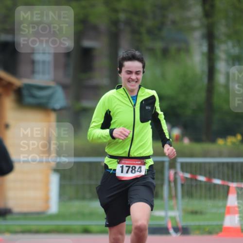 13.04.2025 - Hammer Lauf A. Gomolzig http://msf.ph/oto/7666320 13.04.2025 12:39:30 Ziel 8, 1566, 1784 meine-sportfotos.de