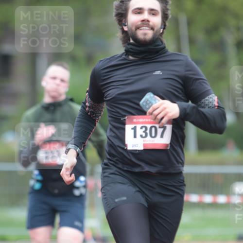 13.04.2025 - Hammer Lauf A. Gomolzig http://msf.ph/oto/7666328 13.04.2025 12:39:42 Ziel 233, 1307, 1600, 1607, 1957 meine-sportfotos.de