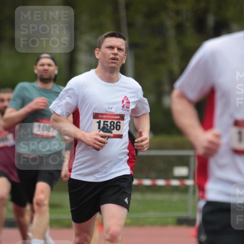 13.04.2025 - Hammer Lauf A. Gomolzig http://msf.ph/oto/7666337 13.04.2025 12:39:51 Ziel 361, 995, 1087, 1586, 1600 meine-sportfotos.de