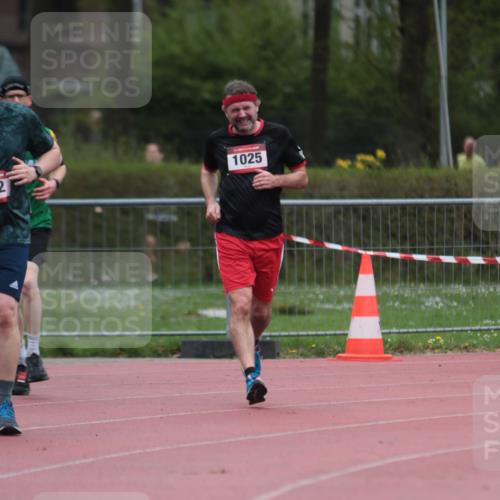 13.04.2025 - Hammer Lauf A. Gomolzig http://msf.ph/oto/7666341 13.04.2025 12:39:57 Ziel 300, 552, 1025, 1581, 1977 meine-sportfotos.de