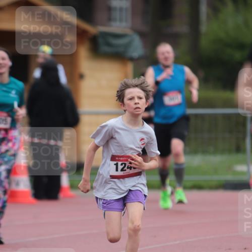 13.04.2025 - Hammer Lauf A. Gomolzig http://msf.ph/oto/7666364 13.04.2025 12:40:21 Ziel 103, 301, 1243, 1310, 1761 meine-sportfotos.de