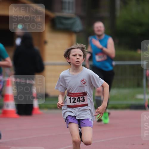 13.04.2025 - Hammer Lauf A. Gomolzig http://msf.ph/oto/7666365 13.04.2025 12:40:21 Ziel 103, 301, 1243, 1310, 1761 meine-sportfotos.de