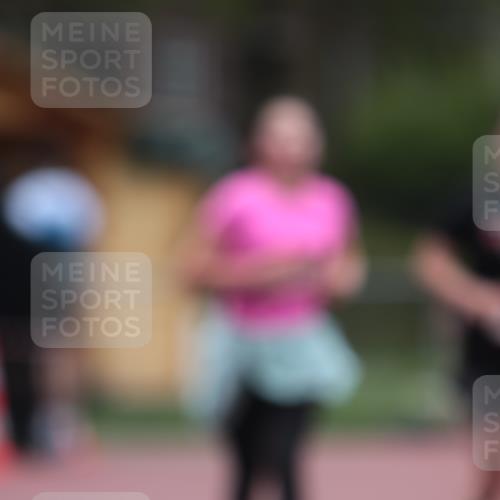 13.04.2025 - Hammer Lauf A. Gomolzig http://msf.ph/oto/7666400 13.04.2025 12:40:53 Ziel 669, 947, 1875 meine-sportfotos.de