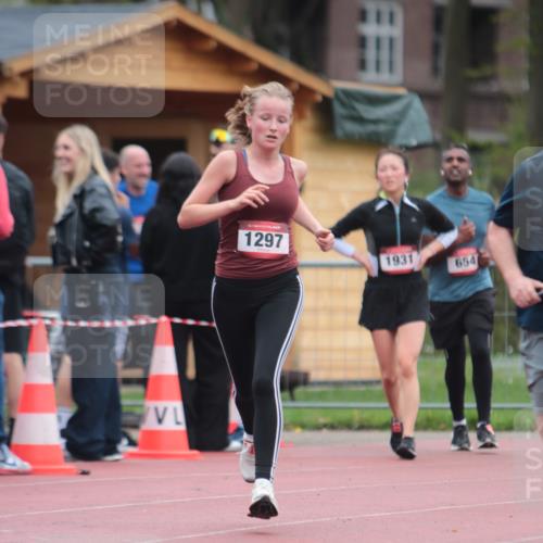 13.04.2025 - Hammer Lauf A. Gomolzig http://msf.ph/oto/7666419 13.04.2025 12:41:17 Ziel 309, 683, 1297, 1766 meine-sportfotos.de