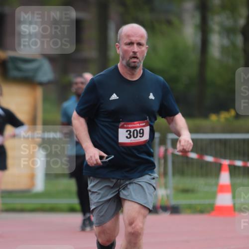 13.04.2025 - Hammer Lauf A. Gomolzig http://msf.ph/oto/7666422 13.04.2025 12:41:19 Ziel 104, 309, 683, 1297, 1766 meine-sportfotos.de