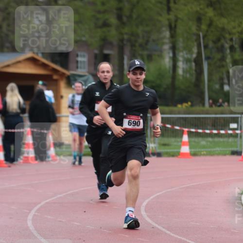13.04.2025 - Hammer Lauf A. Gomolzig http://msf.ph/oto/7666439 13.04.2025 12:41:40 Ziel 557, 622, 690, 1458, 1741, 1939 meine-sportfotos.de