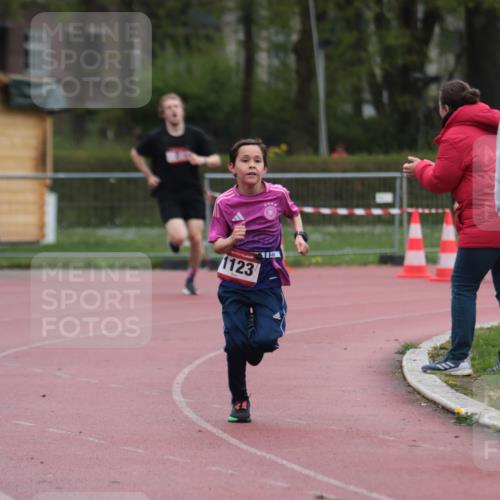 13.04.2025 - Hammer Lauf A. Gomolzig http://msf.ph/oto/7666454 13.04.2025 12:41:50 Ziel 2, 1123, 1598, 1939 meine-sportfotos.de