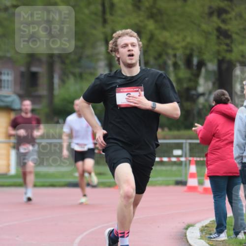 13.04.2025 - Hammer Lauf A. Gomolzig http://msf.ph/oto/7666460 13.04.2025 12:41:54 Ziel 2, 168, 1092, 1598 meine-sportfotos.de