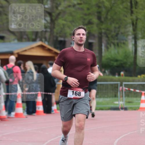 13.04.2025 - Hammer Lauf A. Gomolzig http://msf.ph/oto/7666467 13.04.2025 12:42:00 Ziel 168, 1092, 1163, 1597 meine-sportfotos.de