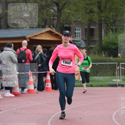 13.04.2025 - Hammer Lauf A. Gomolzig http://msf.ph/oto/7666476 13.04.2025 12:42:16 Ziel 1009, 1101, 1800 meine-sportfotos.de