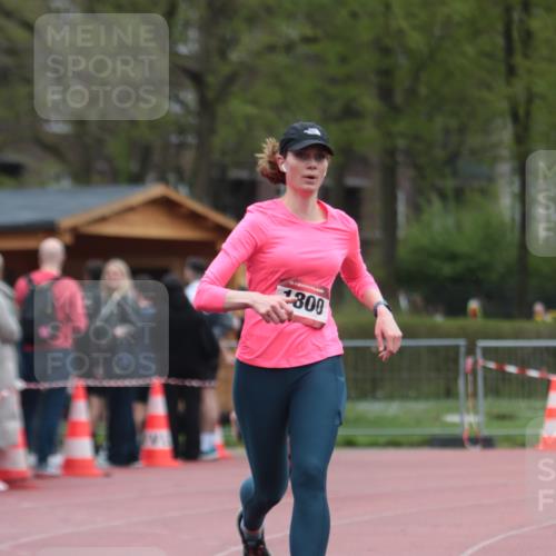 13.04.2025 - Hammer Lauf A. Gomolzig http://msf.ph/oto/7666478 13.04.2025 12:42:17 Ziel 1009, 1101, 1800 meine-sportfotos.de