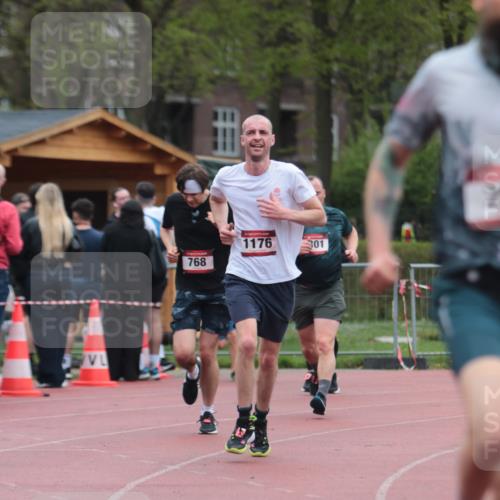 13.04.2025 - Hammer Lauf A. Gomolzig http://msf.ph/oto/7666502 13.04.2025 12:42:37 Ziel 188, 293, 528, 638, 768, 875, 1176, 1248, 1301, 1354 meine-sportfotos.de