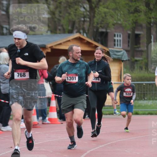 13.04.2025 - Hammer Lauf A. Gomolzig http://msf.ph/oto/7666506 13.04.2025 12:42:40 Ziel 188, 307, 528, 638, 768, 875, 1176, 1248, 1301, 1354, 1804 meine-sportfotos.de