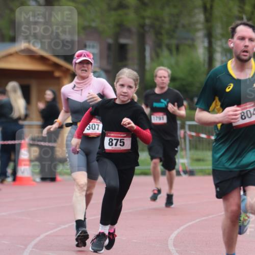 13.04.2025 - Hammer Lauf A. Gomolzig http://msf.ph/oto/7666514 13.04.2025 12:42:47 Ziel 307, 476, 638, 875, 1078, 1791, 1804 meine-sportfotos.de