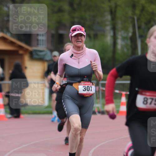 13.04.2025 - Hammer Lauf A. Gomolzig http://msf.ph/oto/7666517 13.04.2025 12:42:48 Ziel 307, 476, 1078, 1791, 1804 meine-sportfotos.de