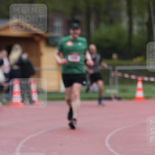 13.04.2025 - Hammer Lauf A. Gomolzig http://msf.ph/oto/7666529 13.04.2025 12:42:56 Ziel 17, 203, 476, 540, 916, 1207, 1369, 1984 meine-sportfotos.de