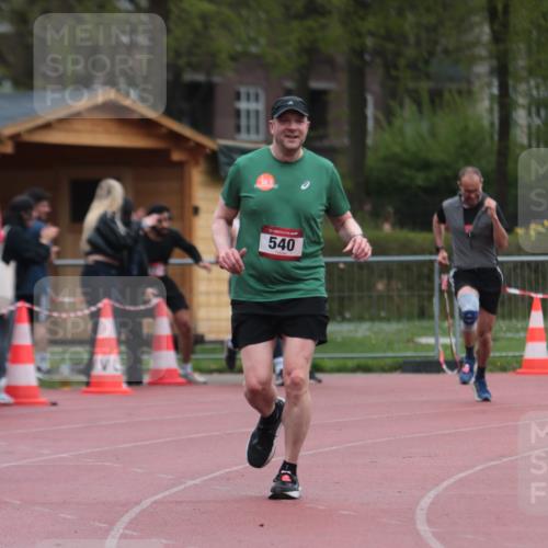 13.04.2025 - Hammer Lauf A. Gomolzig http://msf.ph/oto/7666531 13.04.2025 12:42:56 Ziel 17, 203, 476, 540, 916, 1207, 1369, 1984 meine-sportfotos.de