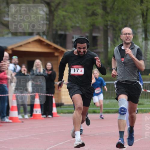 13.04.2025 - Hammer Lauf A. Gomolzig http://msf.ph/oto/7666536 13.04.2025 12:43:00 Ziel 17, 203, 540, 916, 1146, 1207, 1369, 1459, 1984 meine-sportfotos.de