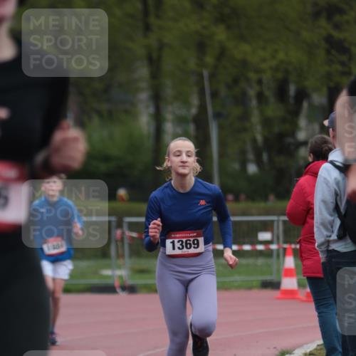 13.04.2025 - Hammer Lauf A. Gomolzig http://msf.ph/oto/7666541 13.04.2025 12:43:02 Ziel 203, 916, 1122, 1146, 1207, 1369, 1459, 1984 meine-sportfotos.de