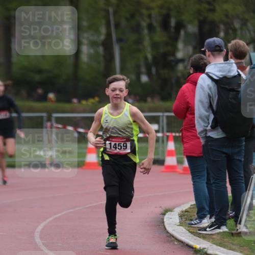 13.04.2025 - Hammer Lauf A. Gomolzig http://msf.ph/oto/7666549 13.04.2025 12:43:07 Ziel 1122, 1146, 1459 meine-sportfotos.de
