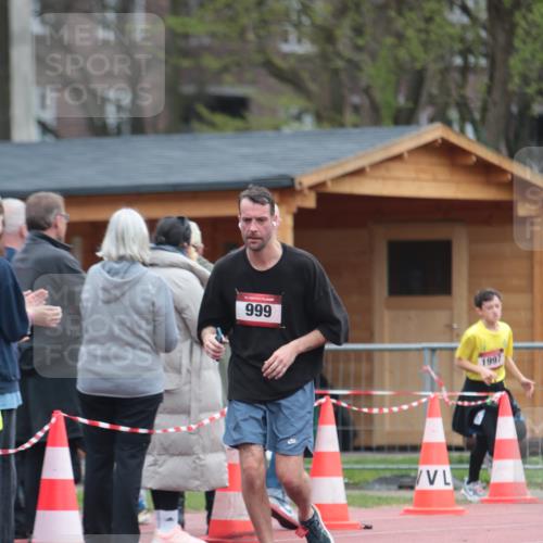 13.04.2025 - Hammer Lauf A. Gomolzig http://msf.ph/oto/7666556 13.04.2025 12:43:18 Ziel 318, 1997 meine-sportfotos.de