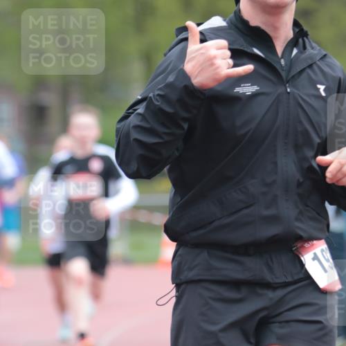 13.04.2025 - Hammer Lauf A. Gomolzig http://msf.ph/oto/7666580 13.04.2025 12:43:37 Ziel 958, 1272, 1551, 1576, 1578, 1611, 1612, 1613, 1847, 1866, 1935 meine-sportfotos.de