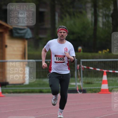 13.04.2025 - Hammer Lauf A. Gomolzig http://msf.ph/oto/7666591 13.04.2025 12:43:46 Ziel 484, 1565, 1742 meine-sportfotos.de