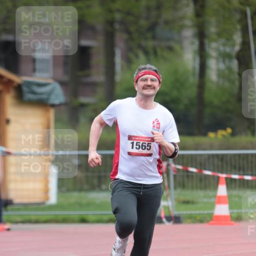 13.04.2025 - Hammer Lauf A. Gomolzig http://msf.ph/oto/7666593 13.04.2025 12:43:46 Ziel 484, 1565, 1742 meine-sportfotos.de