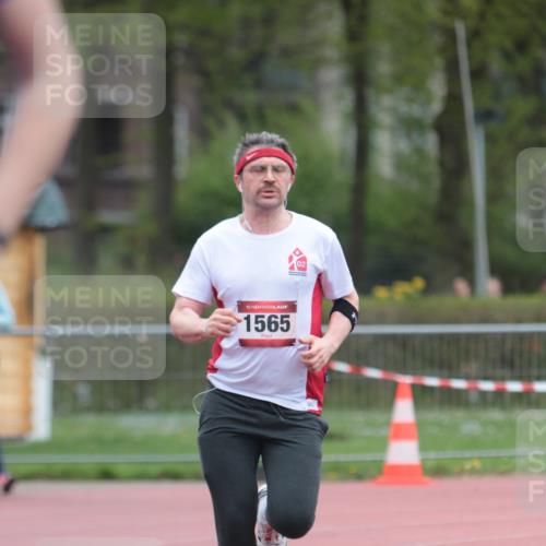 13.04.2025 - Hammer Lauf A. Gomolzig http://msf.ph/oto/7666594 13.04.2025 12:43:47 Ziel 484, 1565, 1742 meine-sportfotos.de