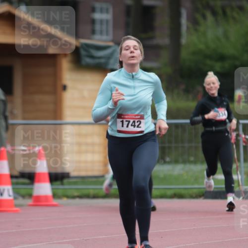 13.04.2025 - Hammer Lauf A. Gomolzig http://msf.ph/oto/7666596 13.04.2025 12:43:52 Ziel 120, 1029, 1127, 1742 meine-sportfotos.de