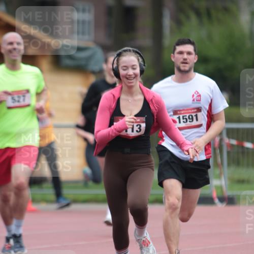 13.04.2025 - Hammer Lauf A. Gomolzig http://msf.ph/oto/7666614 13.04.2025 12:44:05 Ziel 527, 579, 603, 1113, 1573, 1591, 1798 meine-sportfotos.de