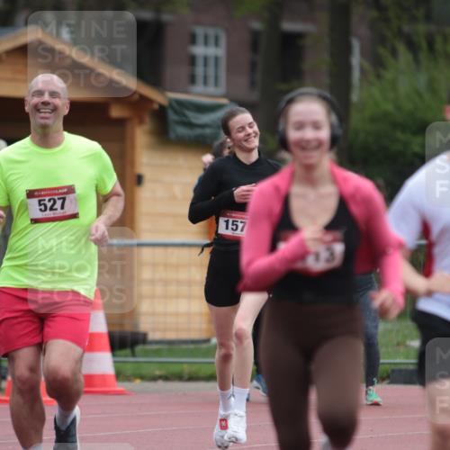 13.04.2025 - Hammer Lauf A. Gomolzig http://msf.ph/oto/7666615 13.04.2025 12:44:06 Ziel 527, 579, 603, 1113, 1573, 1591, 1798 meine-sportfotos.de