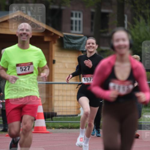 13.04.2025 - Hammer Lauf A. Gomolzig http://msf.ph/oto/7666616 13.04.2025 12:44:06 Ziel 527, 579, 603, 1113, 1573, 1591, 1798 meine-sportfotos.de