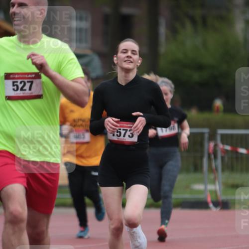 13.04.2025 - Hammer Lauf A. Gomolzig http://msf.ph/oto/7666619 13.04.2025 12:44:08 Ziel 527, 603, 1113, 1573, 1798 meine-sportfotos.de