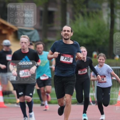 13.04.2025 - Hammer Lauf A. Gomolzig http://msf.ph/oto/7666626 13.04.2025 12:44:24 Ziel 276, 730, 974, 1033, 1139, 1587, 1601, 1861, 1865 meine-sportfotos.de