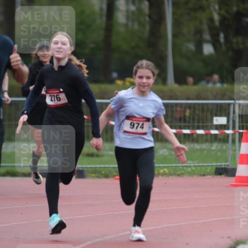 13.04.2025 - Hammer Lauf A. Gomolzig http://msf.ph/oto/7666628 13.04.2025 12:44:25 Ziel 276, 730, 974, 1033, 1139, 1587, 1601, 1861, 1865 meine-sportfotos.de