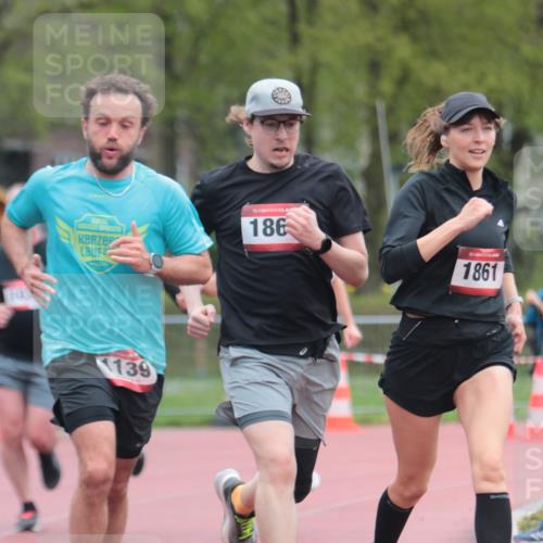 13.04.2025 - Hammer Lauf A. Gomolzig http://msf.ph/oto/7666636 13.04.2025 12:44:30 Ziel 1033, 1139, 1552, 1587, 1601, 1846, 1861, 1865 meine-sportfotos.de