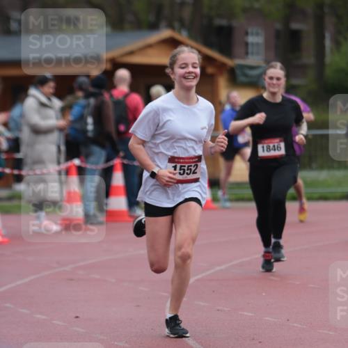13.04.2025 - Hammer Lauf A. Gomolzig http://msf.ph/oto/7666644 13.04.2025 12:44:35 Ziel 111, 292, 521, 1376, 1552, 1846 meine-sportfotos.de