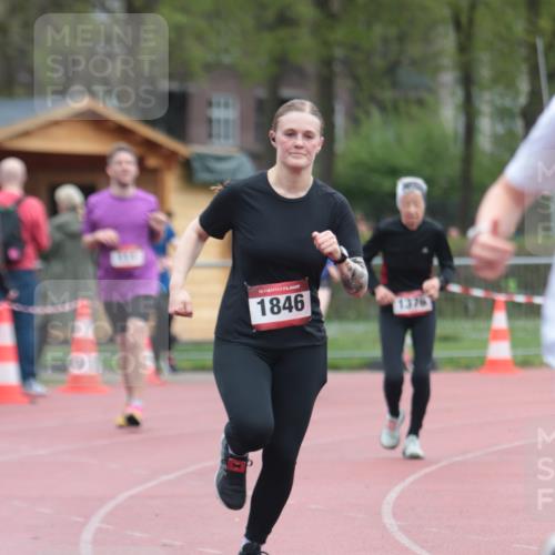 13.04.2025 - Hammer Lauf A. Gomolzig http://msf.ph/oto/7666646 13.04.2025 12:44:37 Ziel 111, 292, 521, 1376, 1846 meine-sportfotos.de