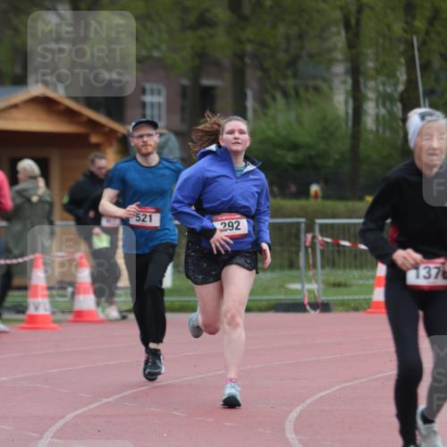 13.04.2025 - Hammer Lauf A. Gomolzig http://msf.ph/oto/7666651 13.04.2025 12:44:40 Ziel 111, 292, 521, 1376 meine-sportfotos.de