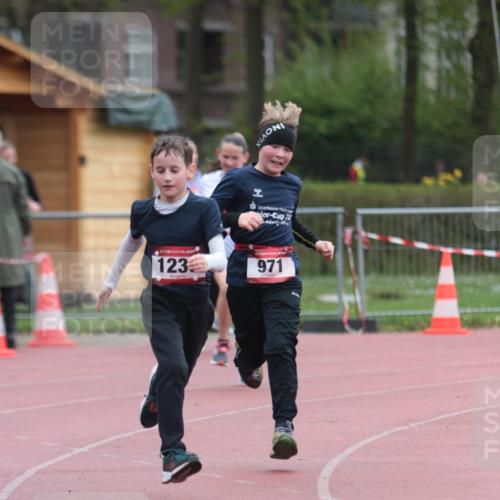 13.04.2025 - Hammer Lauf A. Gomolzig http://msf.ph/oto/7666708 13.04.2025 12:45:31 Ziel 160, 324, 759, 971, 1121, 1179, 1199, 1239, 1326, 1348, 1894 meine-sportfotos.de