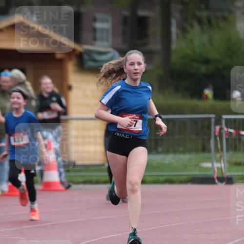 13.04.2025 - Hammer Lauf A. Gomolzig http://msf.ph/oto/7666721 13.04.2025 12:45:47 Ziel 337, 837, 1283 meine-sportfotos.de