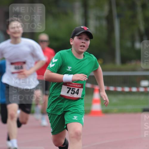 13.04.2025 - Hammer Lauf A. Gomolzig http://msf.ph/oto/7666755 13.04.2025 12:46:12 Ziel 273, 468, 728, 754, 874, 1084, 1177 meine-sportfotos.de
