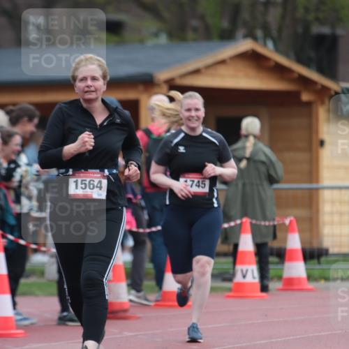 13.04.2025 - Hammer Lauf A. Gomolzig http://msf.ph/oto/7666770 13.04.2025 12:46:30 Ziel 367, 1564, 1745, 1819 meine-sportfotos.de