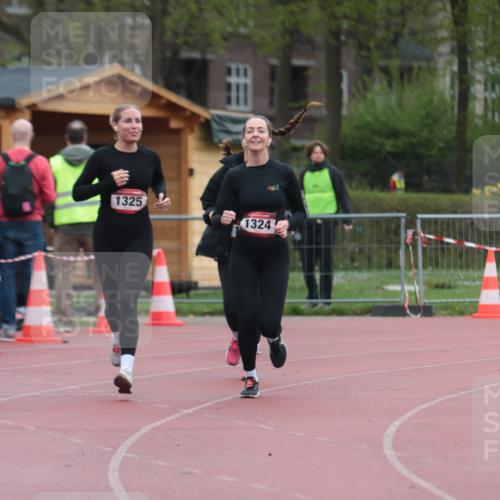 13.04.2025 - Hammer Lauf A. Gomolzig http://msf.ph/oto/7666780 13.04.2025 12:46:51 Ziel 862, 1007, 1150, 1324, 1325 meine-sportfotos.de