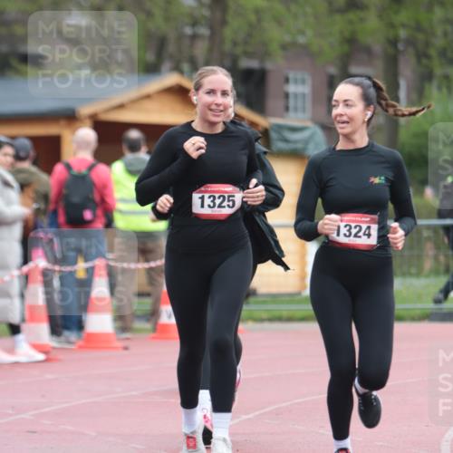 13.04.2025 - Hammer Lauf A. Gomolzig http://msf.ph/oto/7666786 13.04.2025 12:46:53 Ziel 862, 1007, 1150, 1324, 1325 meine-sportfotos.de