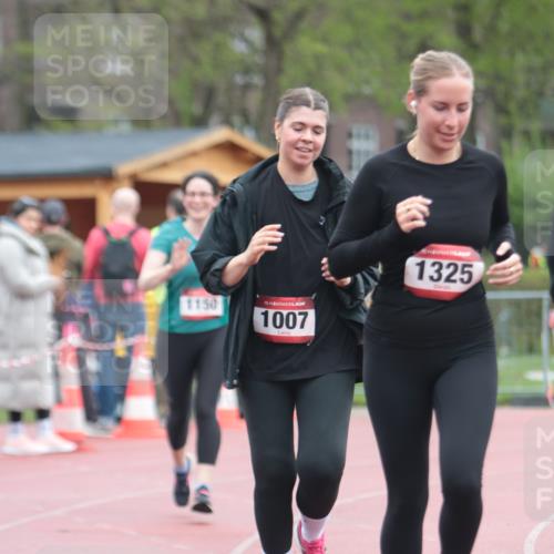 13.04.2025 - Hammer Lauf A. Gomolzig http://msf.ph/oto/7666789 13.04.2025 12:46:55 Ziel 1007, 1150, 1324, 1325 meine-sportfotos.de