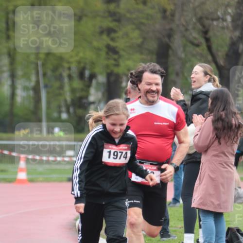 13.04.2025 - Hammer Lauf A. Gomolzig http://msf.ph/oto/7666805 13.04.2025 12:47:07 Ziel 1174, 1343, 1802 meine-sportfotos.de