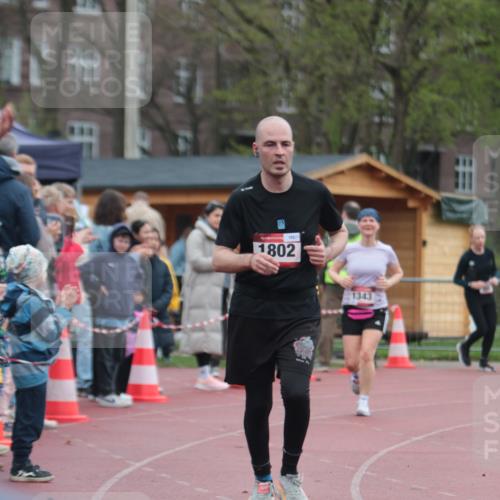13.04.2025 - Hammer Lauf A. Gomolzig http://msf.ph/oto/7666807 13.04.2025 12:47:08 Ziel 1174, 1343, 1802 meine-sportfotos.de